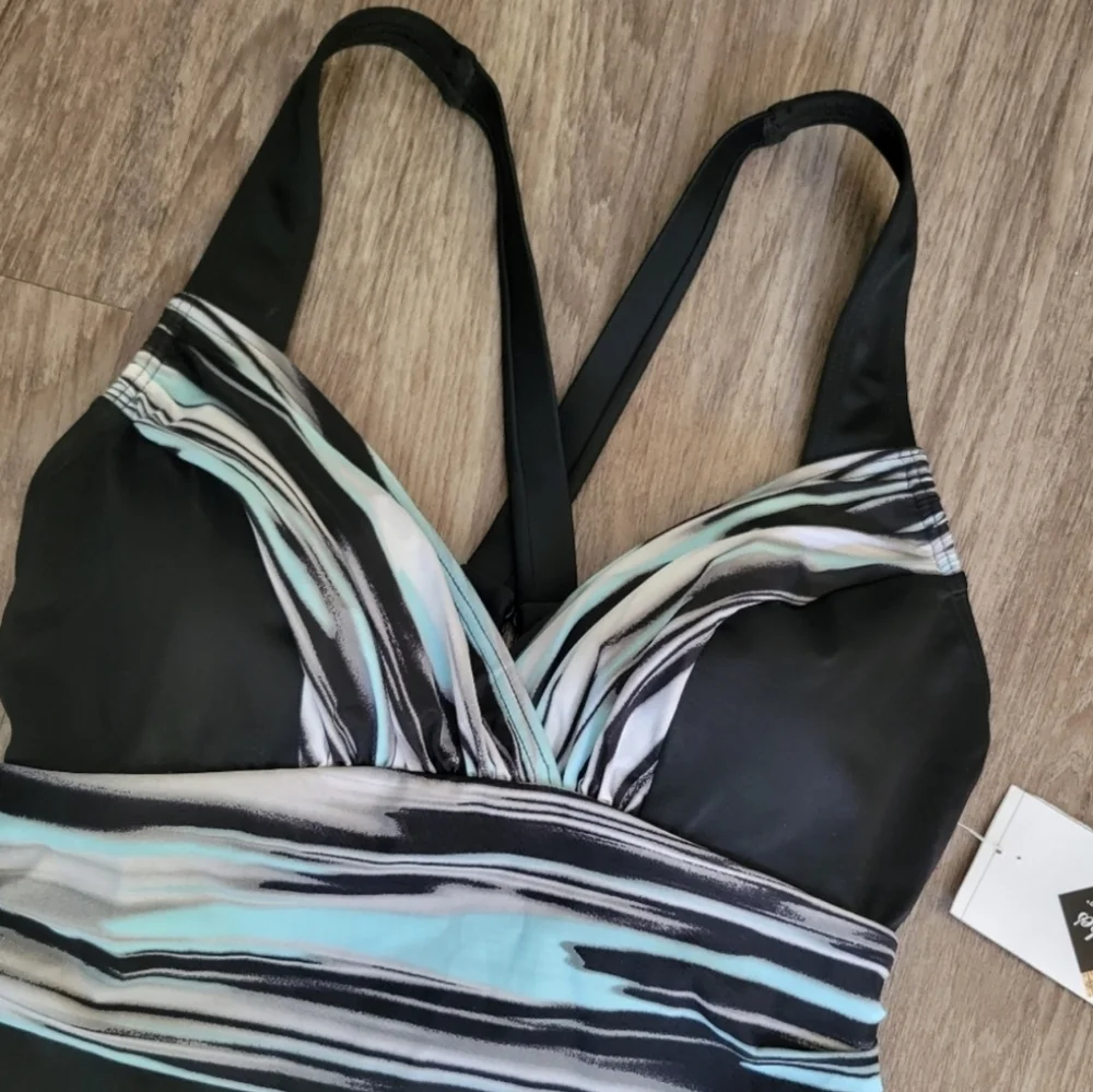 SALE Tropical Escape Inches Off Slimming Shaper Swimsuit Shapewear 1 Piece 8 NWT